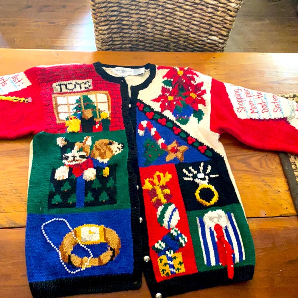 Circa 1995 eagles eye christmas sweater.